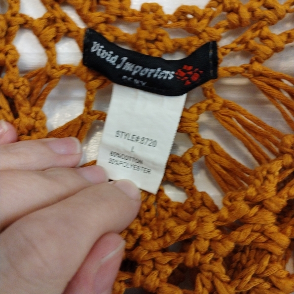 Vivid Importers mustard yellow boho sleeveless‎ V-Neck top - Picture 3 of 6